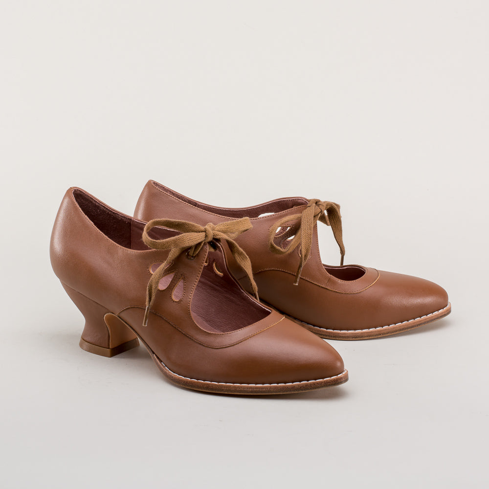 Gibson Edwardian Leather Shoes (Tan)