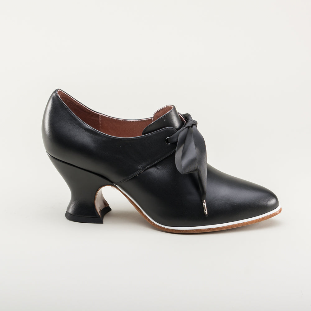 Pompadour 18th Century Leather Shoes (Black)